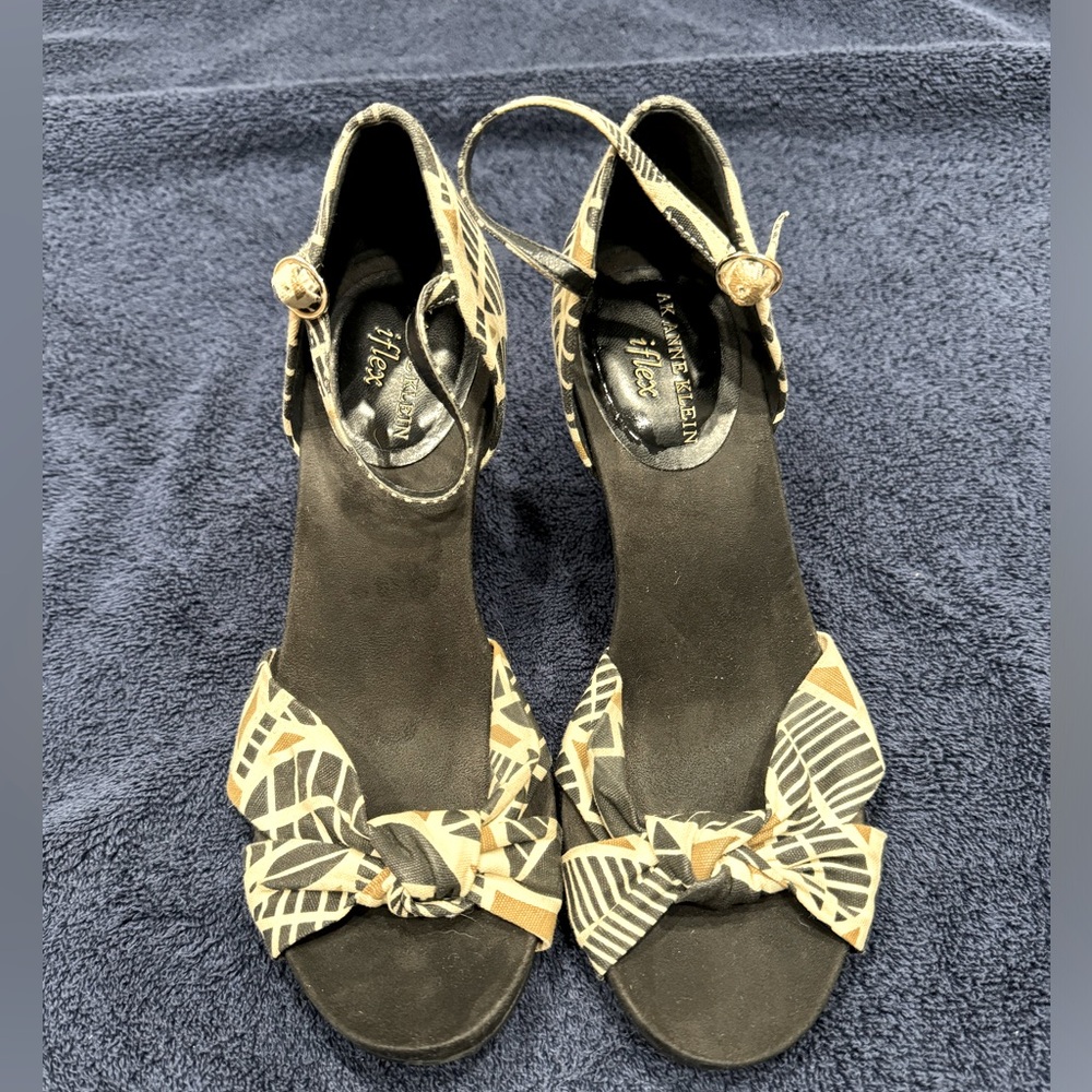 Anne Klein iflex heeled sandals women’s size 7.